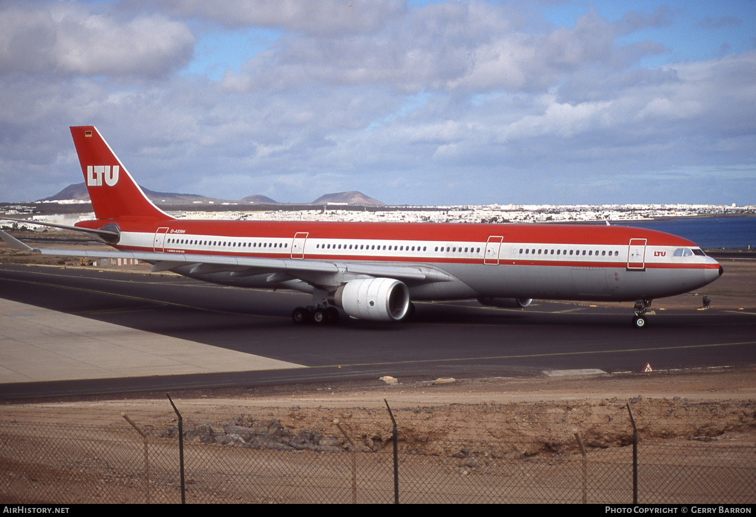 Aircraft Photo of D-AERH | Airbus A330-322 | LTU - Lufttransport-Unternehmen | AirHistory.net #540969