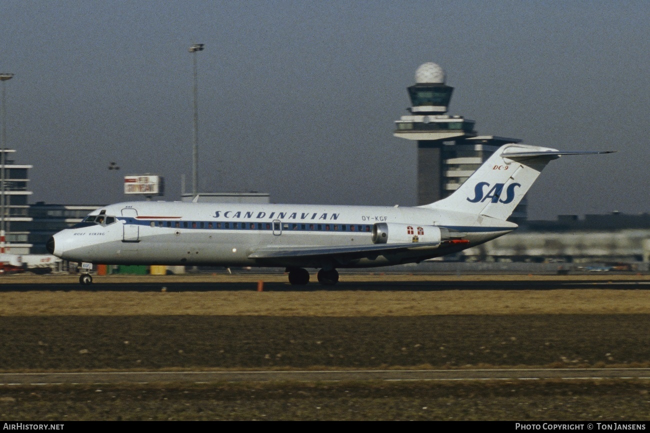 Aircraft Photo of OY-KGF | McDonnell Douglas DC-9-21 | Scandinavian Airlines - SAS | AirHistory.net #540996