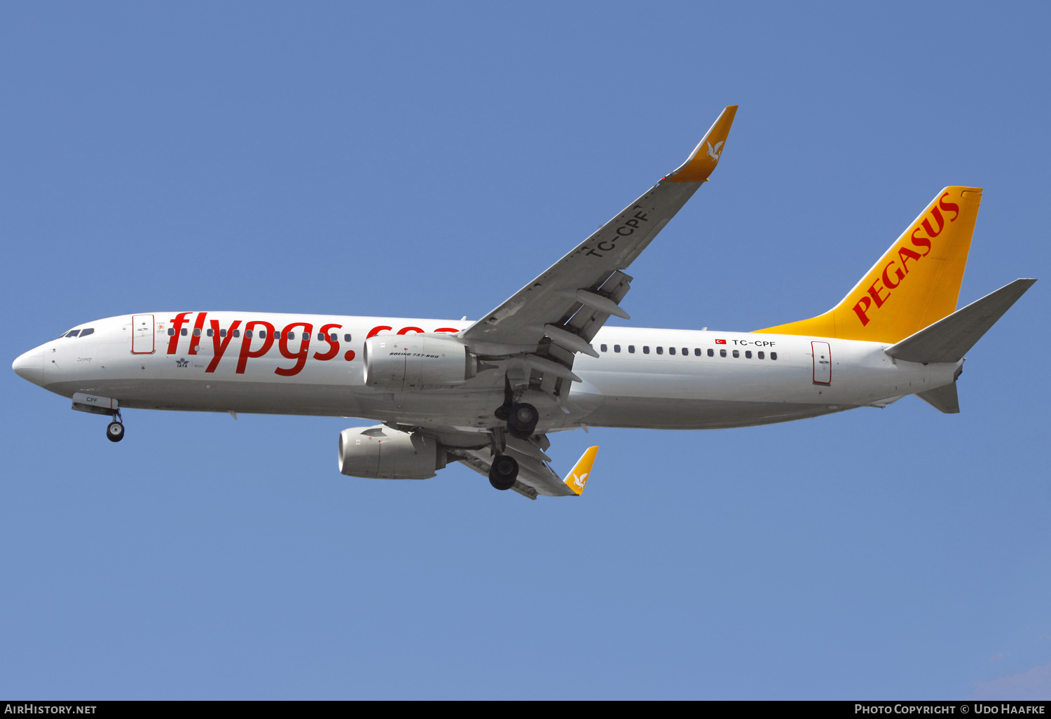Aircraft Photo of TC-CPF | Boeing 737-82R | Pegasus Airlines | AirHistory.net #541068