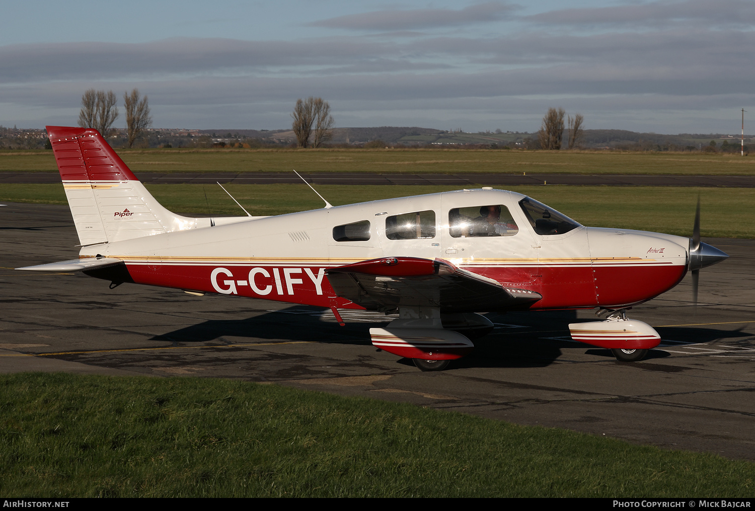Aircraft Photo of G-CIFY | Piper PA-28-181 Cherokee Archer III | AirHistory.net #541126