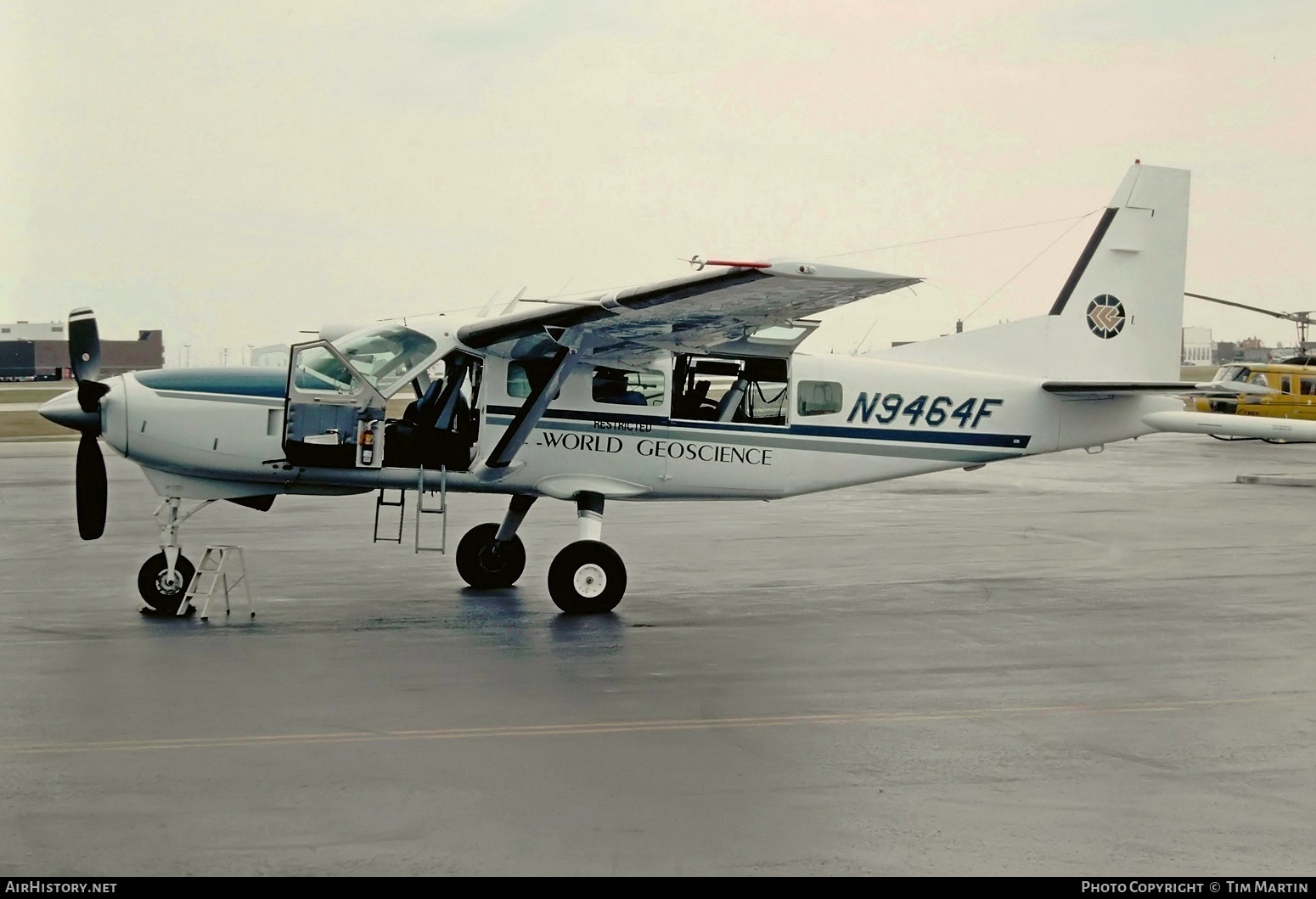 Aircraft Photo of N9464F | Cessna 208 Aero Twin 850 Caravan | World Geoscience Corporation - WGC | AirHistory.net #541196