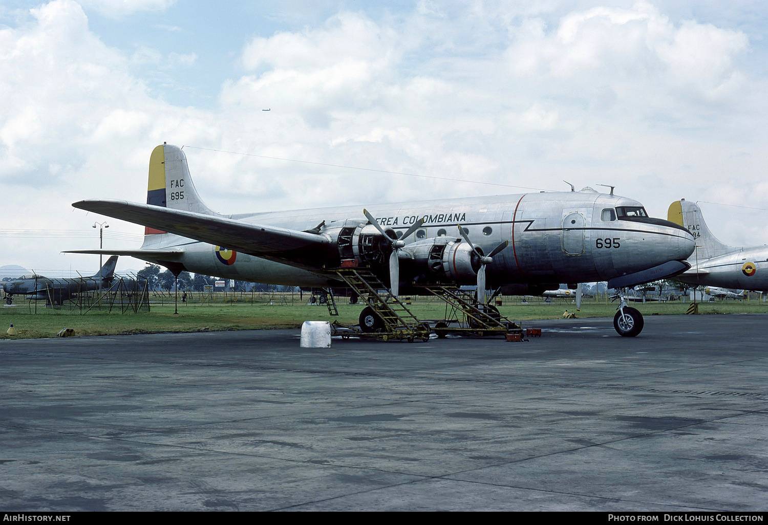 Aircraft Photo of FAC695 | Douglas C-54B Skymaster | Colombia - Air Force | AirHistory.net #541217