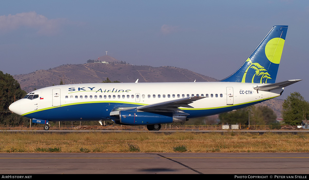 Aircraft Photo of CC-CTH | Boeing 737-230/Adv | Sky Airline | AirHistory.net #541228