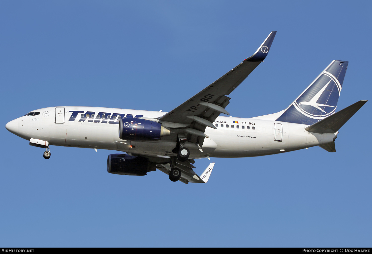 Aircraft Photo of YR-BGI | Boeing 737-78J | TAROM - Transporturile Aeriene Române | AirHistory.net #541280