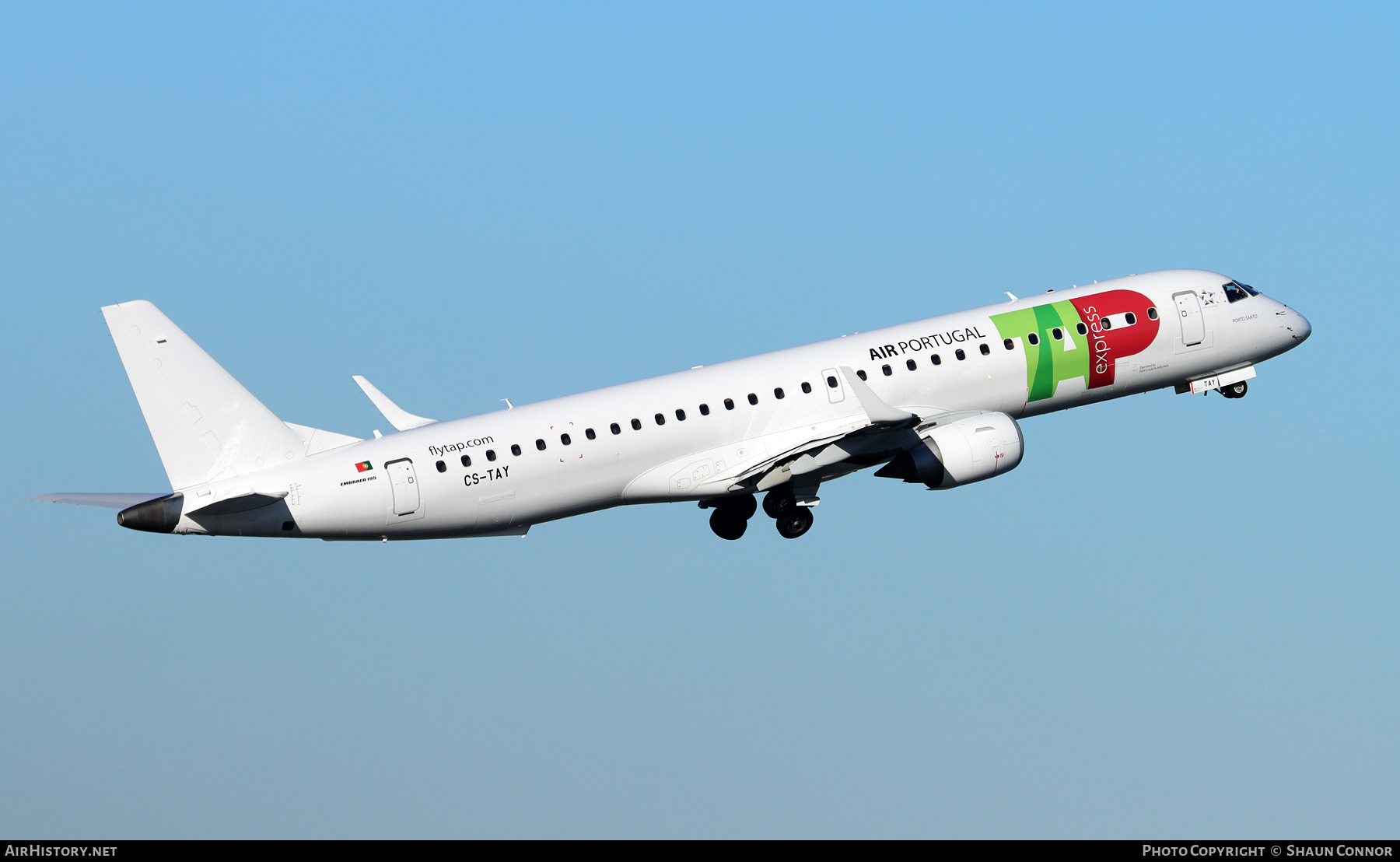 Aircraft Photo of CS-TAY | Embraer 195LR (ERJ-190-200LR) | TAP Air Portugal Express | AirHistory.net #541294