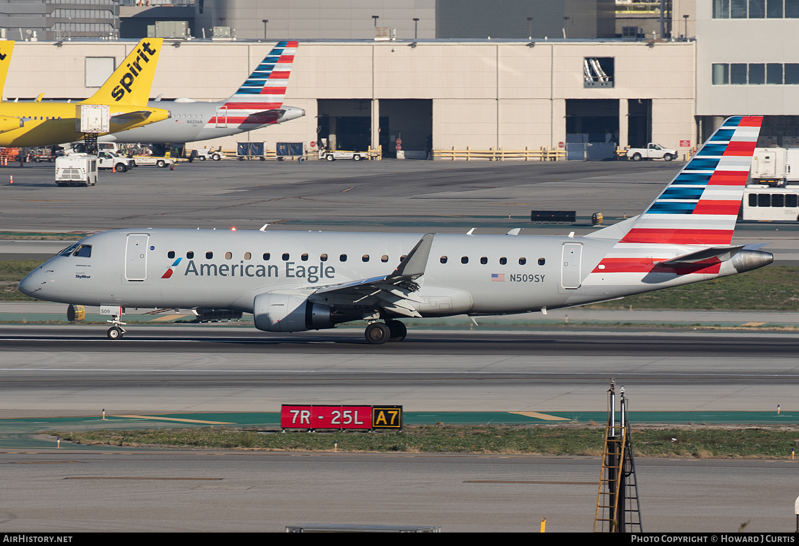 Aircraft Photo of N509SY | Embraer 175LR (ERJ-170-200LR) | American Eagle | AirHistory.net #541317
