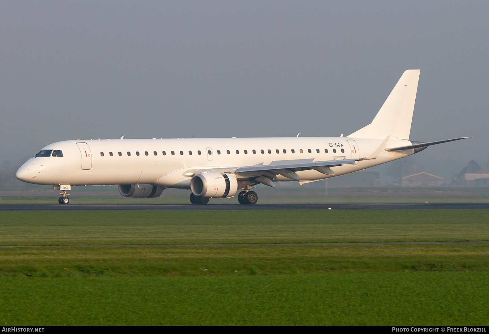 Aircraft Photo of EI-GGA | Embraer 195SR (ERJ-190-200SR) | Stobart Air | AirHistory.net #541323