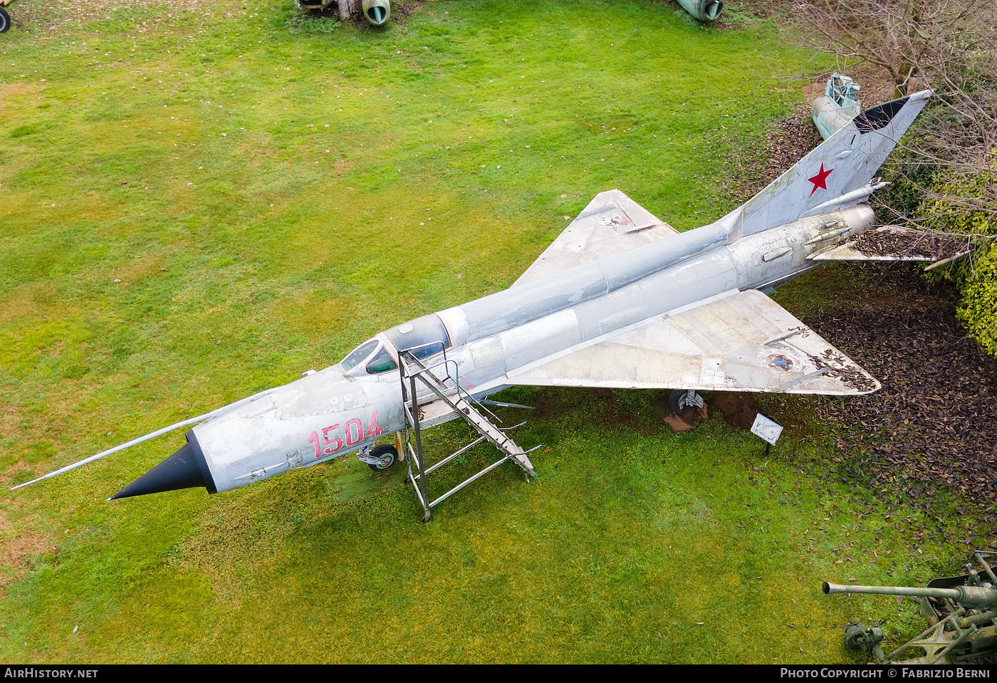 Aircraft Photo of 1504 | Mikoyan-Gurevich MiG-21MF | Soviet Union - Air Force | AirHistory.net #541329