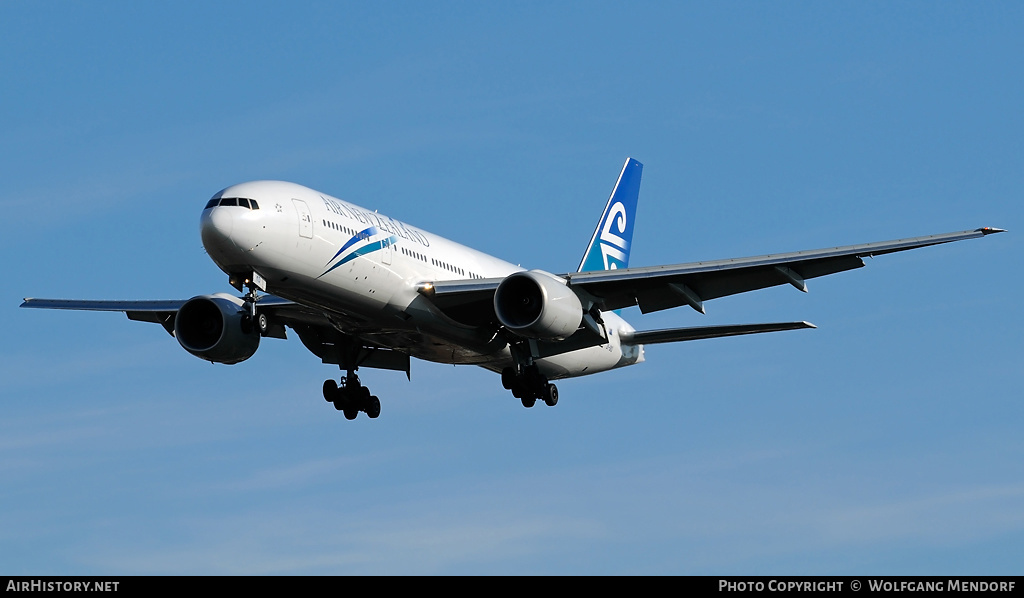 Aircraft Photo of ZK-OKD | Boeing 777-219/ER | Air New Zealand | AirHistory.net #541336