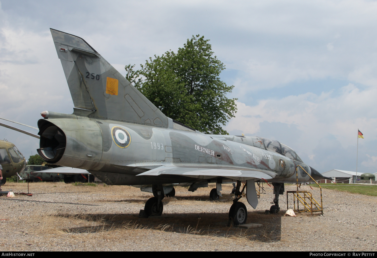 Aircraft Photo of 250 | Dassault Mirage IIIB-RV | France - Air Force | AirHistory.net #541384