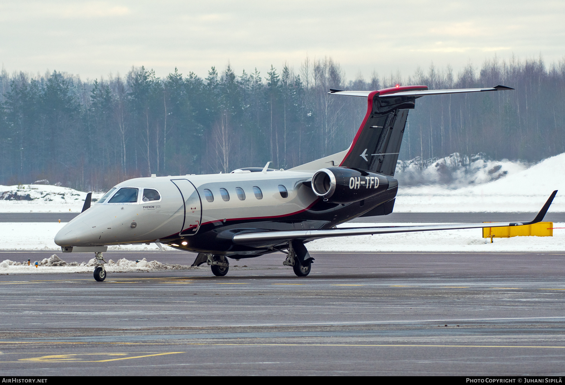 Aircraft Photo of OH-TFD | Embraer EMB-505 Phenom 300E | AirHistory.net #541440