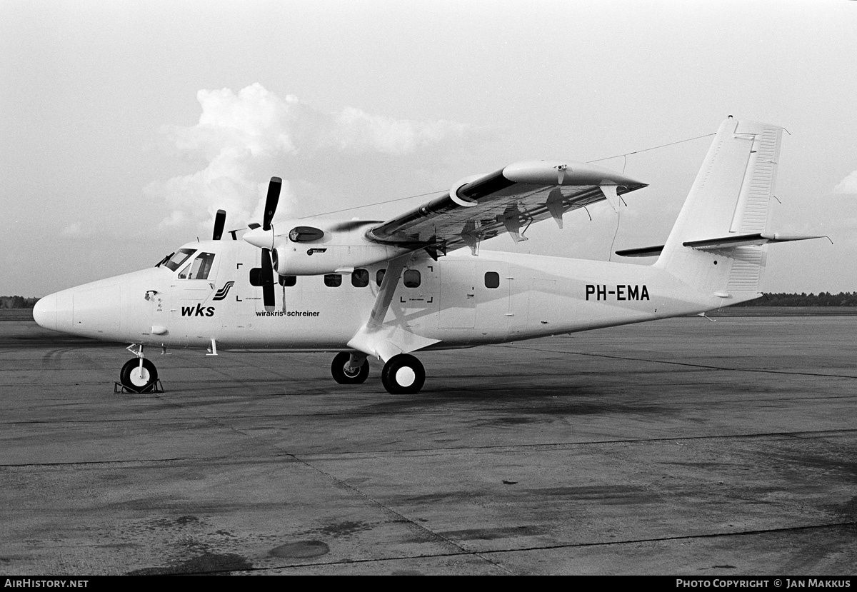 Aircraft Photo of PH-EMA | De Havilland Canada DHC-6-300 Twin Otter | WKS - Wirakris Schreiner | AirHistory.net #541450