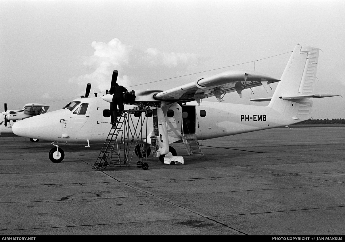 Aircraft Photo of PH-EMB | De Havilland Canada DHC-6-300 Twin Otter | AirHistory.net #541461
