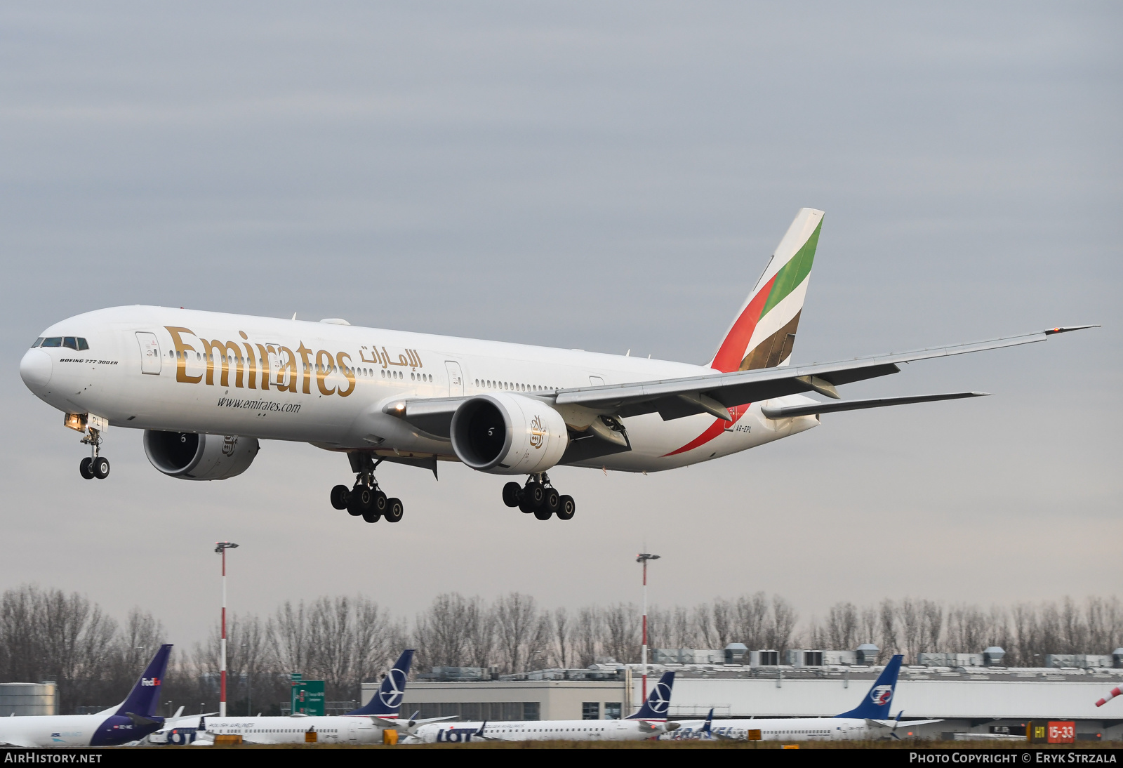 Aircraft Photo of A6-EPL | Boeing 777-31H/ER | Emirates | AirHistory.net #541590