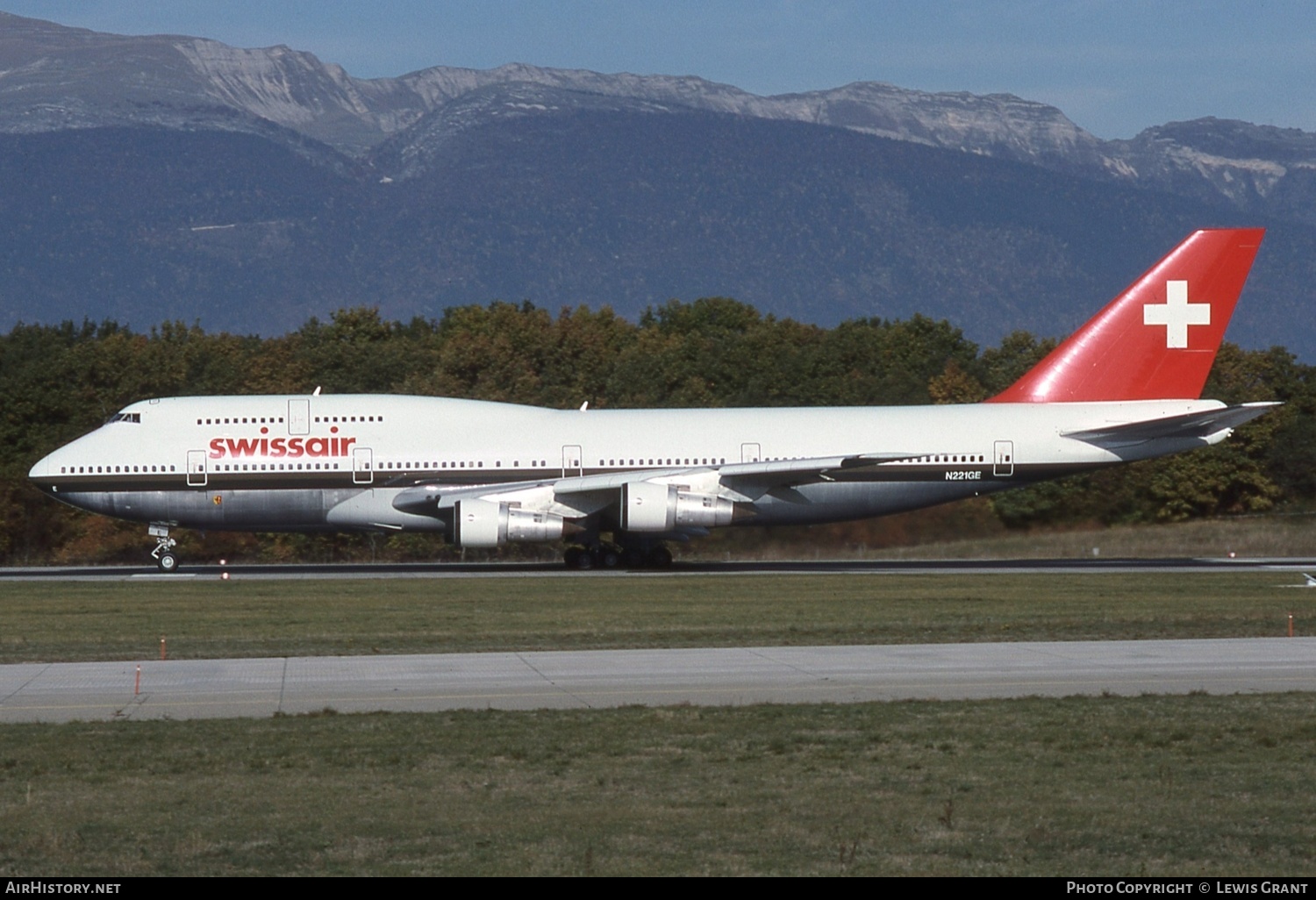 Aircraft Photo of N221GE | Boeing 747-357 | Swissair | AirHistory.net #541617