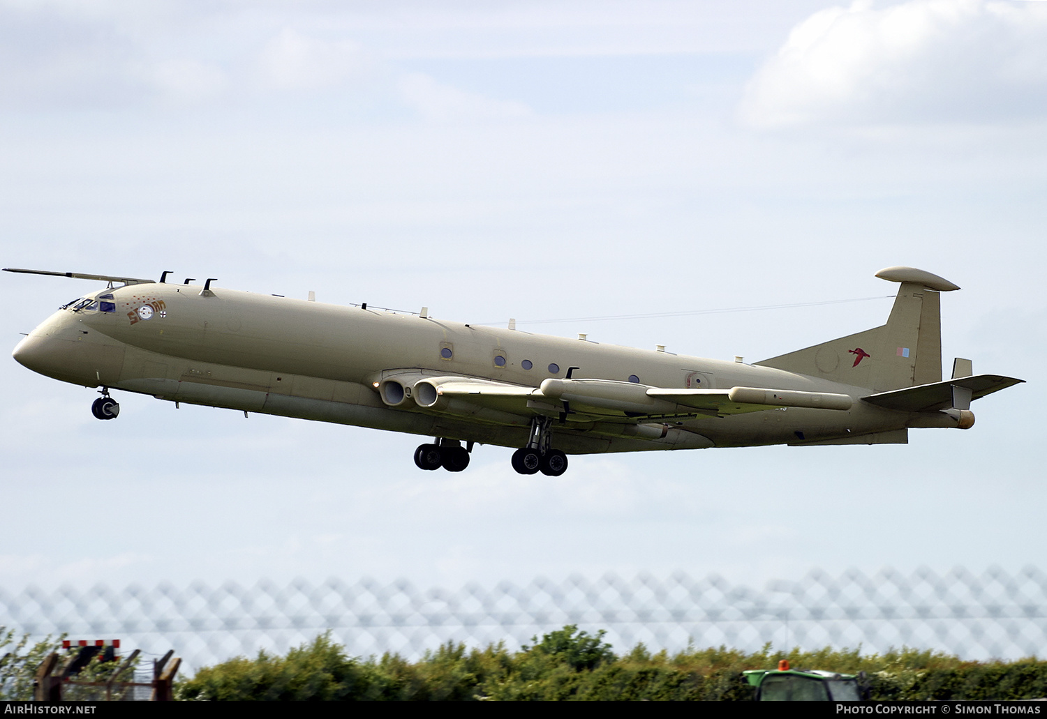 Aircraft Photo of XV249 | Hawker Siddeley HS-801 Nimrod R.1P | UK - Air Force | AirHistory.net #541694