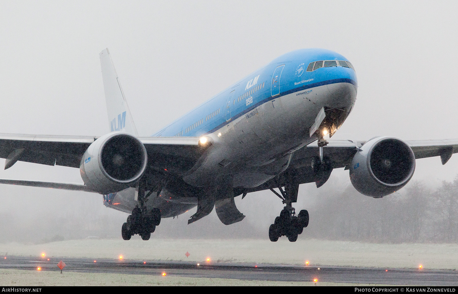 Aircraft Photo of PH-BQK | Boeing 777-206/ER | KLM Asia | AirHistory.net #541742