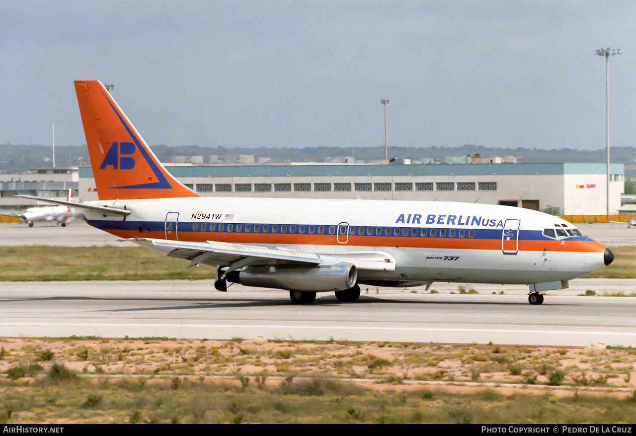 Aircraft Photo of N2941W | Boeing 737-2K5/Adv | Air Berlin USA | AirHistory.net #541764