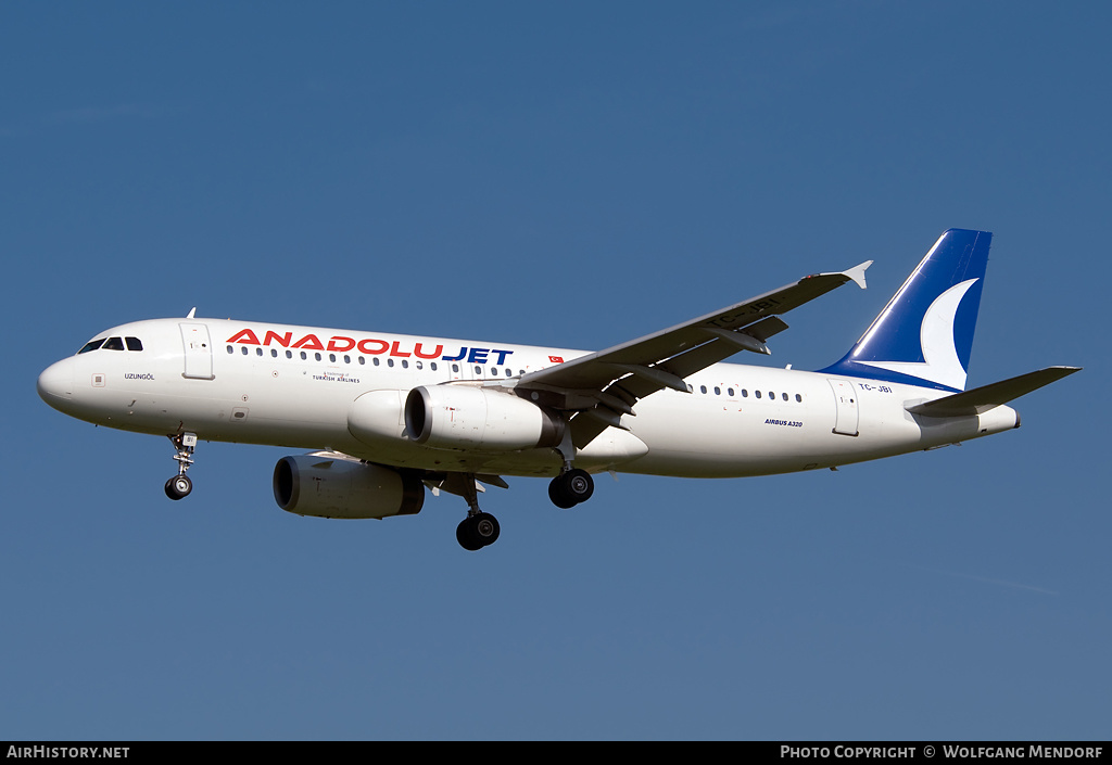 Aircraft Photo of TC-JBI | Airbus A320-232 | AnadoluJet | AirHistory.net #541780