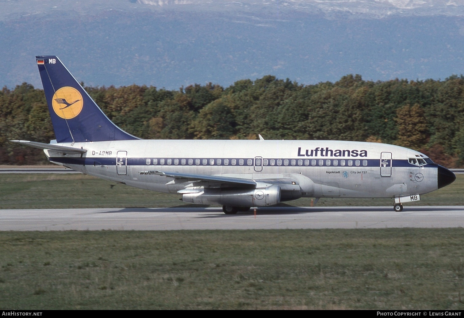 Aircraft Photo of D-ABMB | Boeing 737-230/Adv | Lufthansa | AirHistory.net #541797