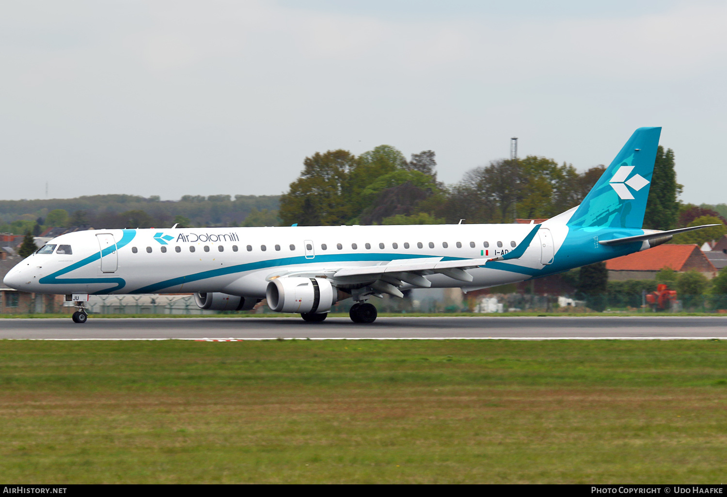 Aircraft Photo of I-ADJU | Embraer 195LR (ERJ-190-200LR) | Air Dolomiti | AirHistory.net #541849