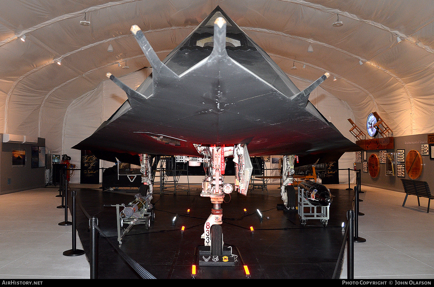 Aircraft Photo of 85-0833 / AF85-833 | Lockheed F-117A Nighthawk | USA - Air Force | AirHistory.net #541856