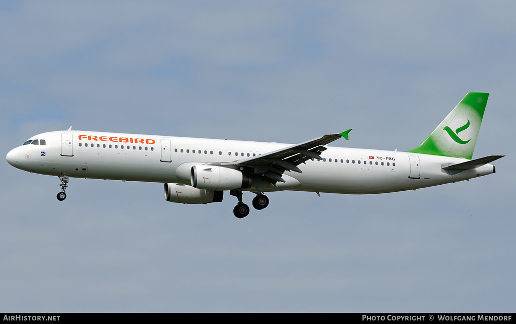 Aircraft Photo of TC-FBG | Airbus A321-131 | Freebird Airlines | AirHistory.net #541901