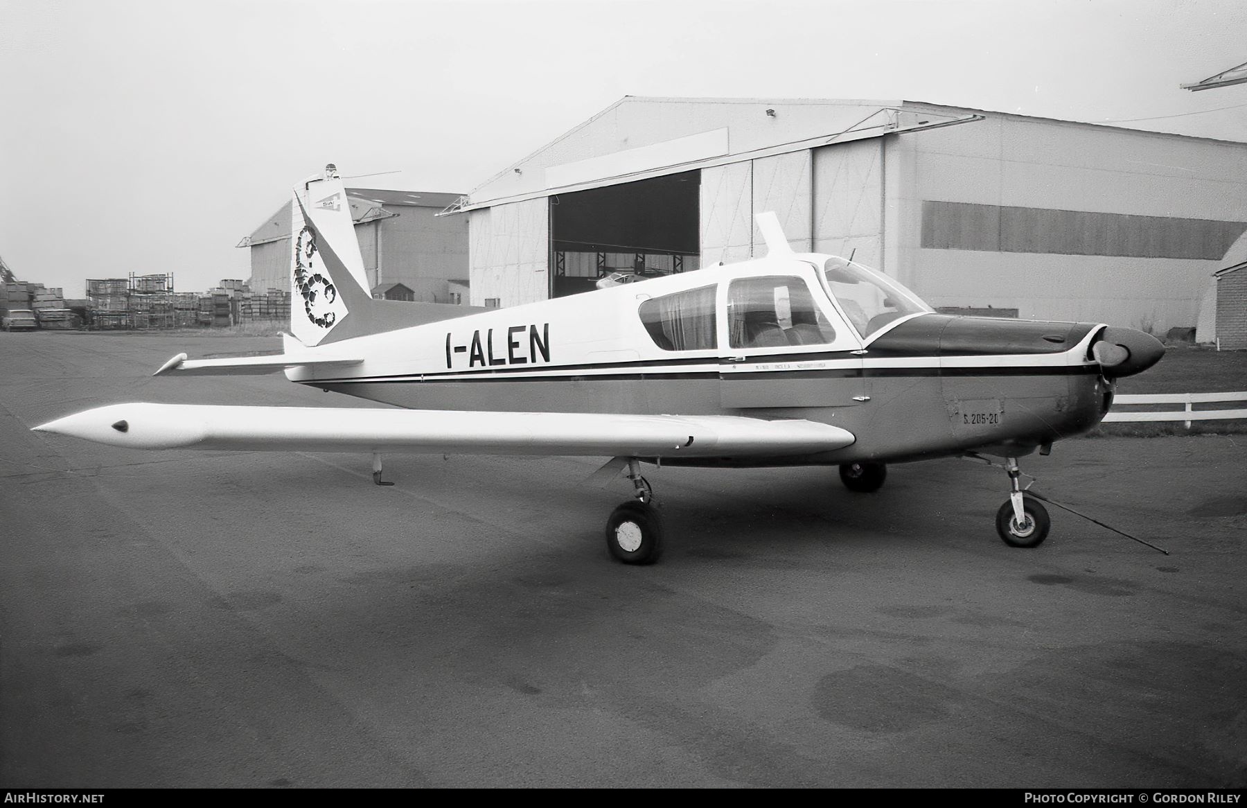 Aircraft Photo of I-ALEN | SIAI-Marchetti S-205-20R | AirHistory.net #541926