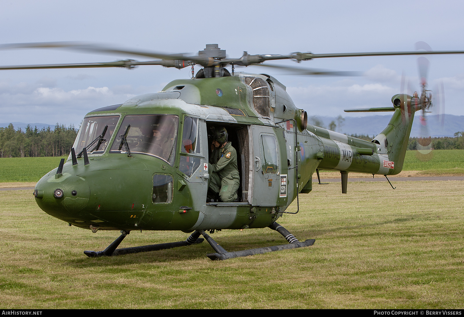 Aircraft Photo of XZ182 | Westland WG-13 Lynx AH7 | UK - Marines | AirHistory.net #541997