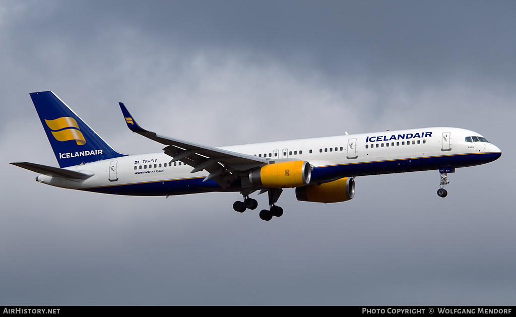 Aircraft Photo of TF-FIV | Boeing 757-208 | Icelandair | AirHistory.net #542067