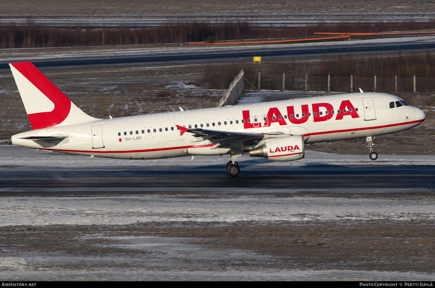 Aircraft Photo of 9H-LMP | Airbus A320-214 | Lauda | AirHistory.net #542080