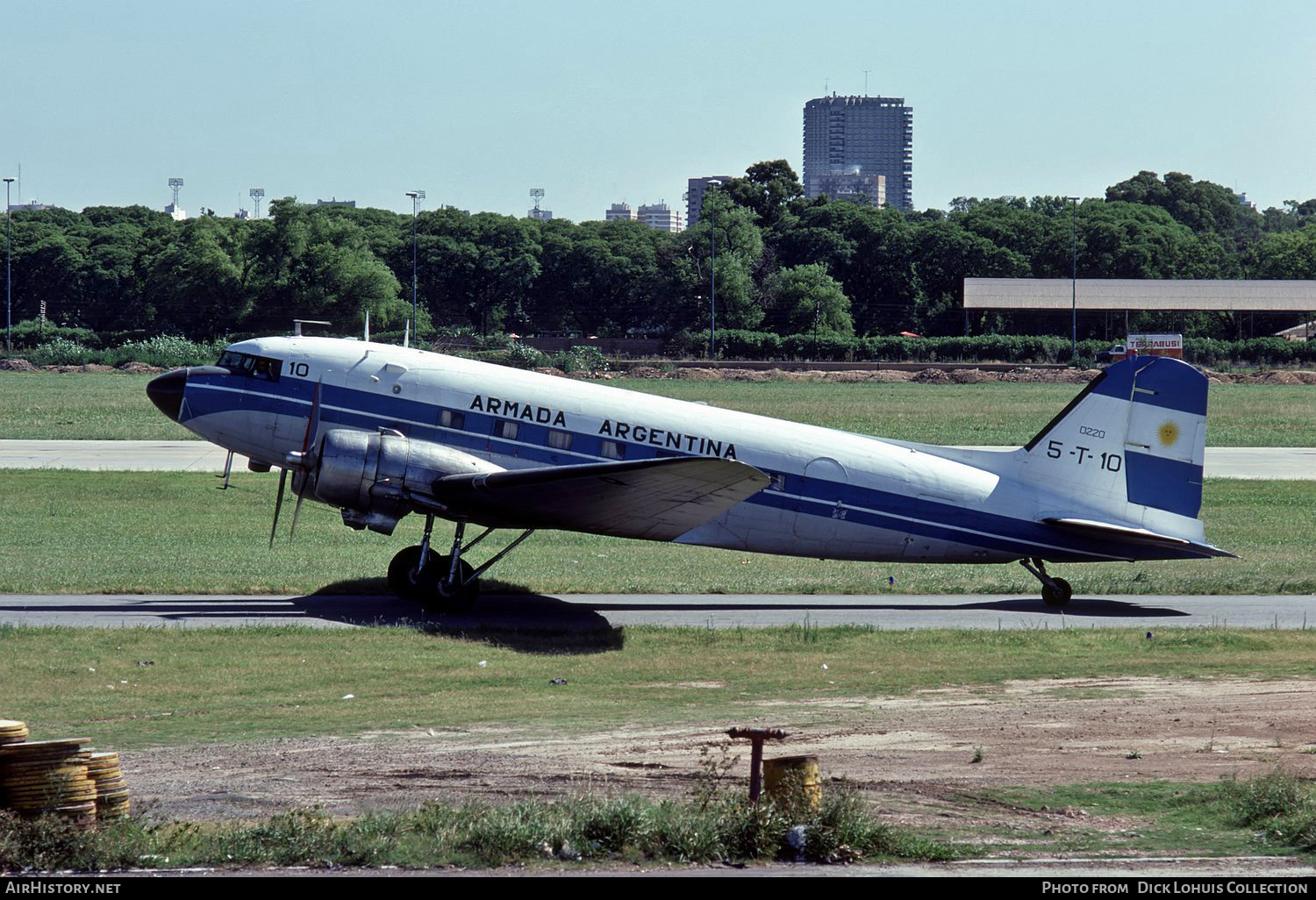 Aircraft Photo of 0220 | Douglas C-47A Skytrain | Argentina - Navy | AirHistory.net #542097