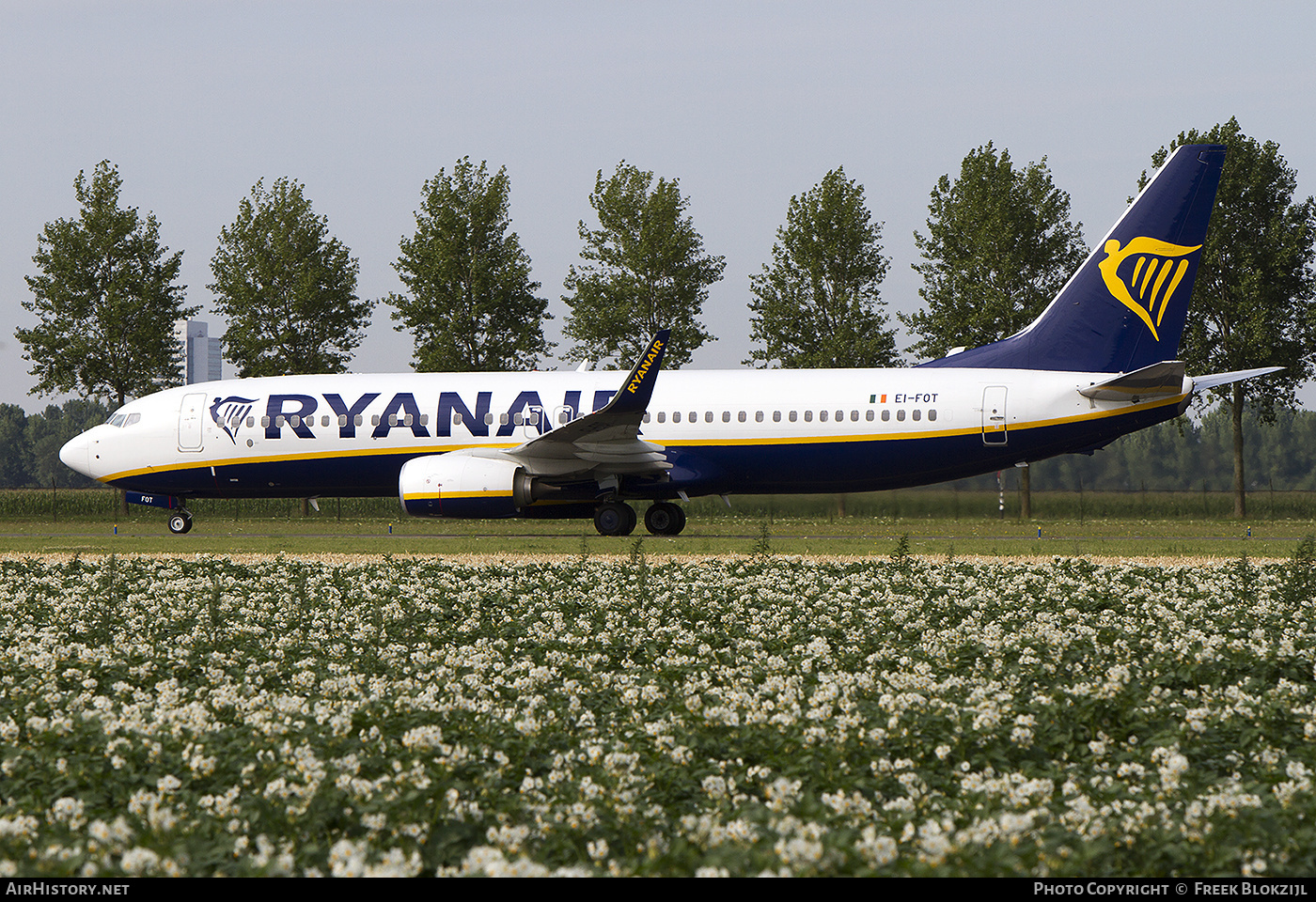Aircraft Photo of EI-FOT | Boeing 737-8AS | Ryanair | AirHistory.net #542180
