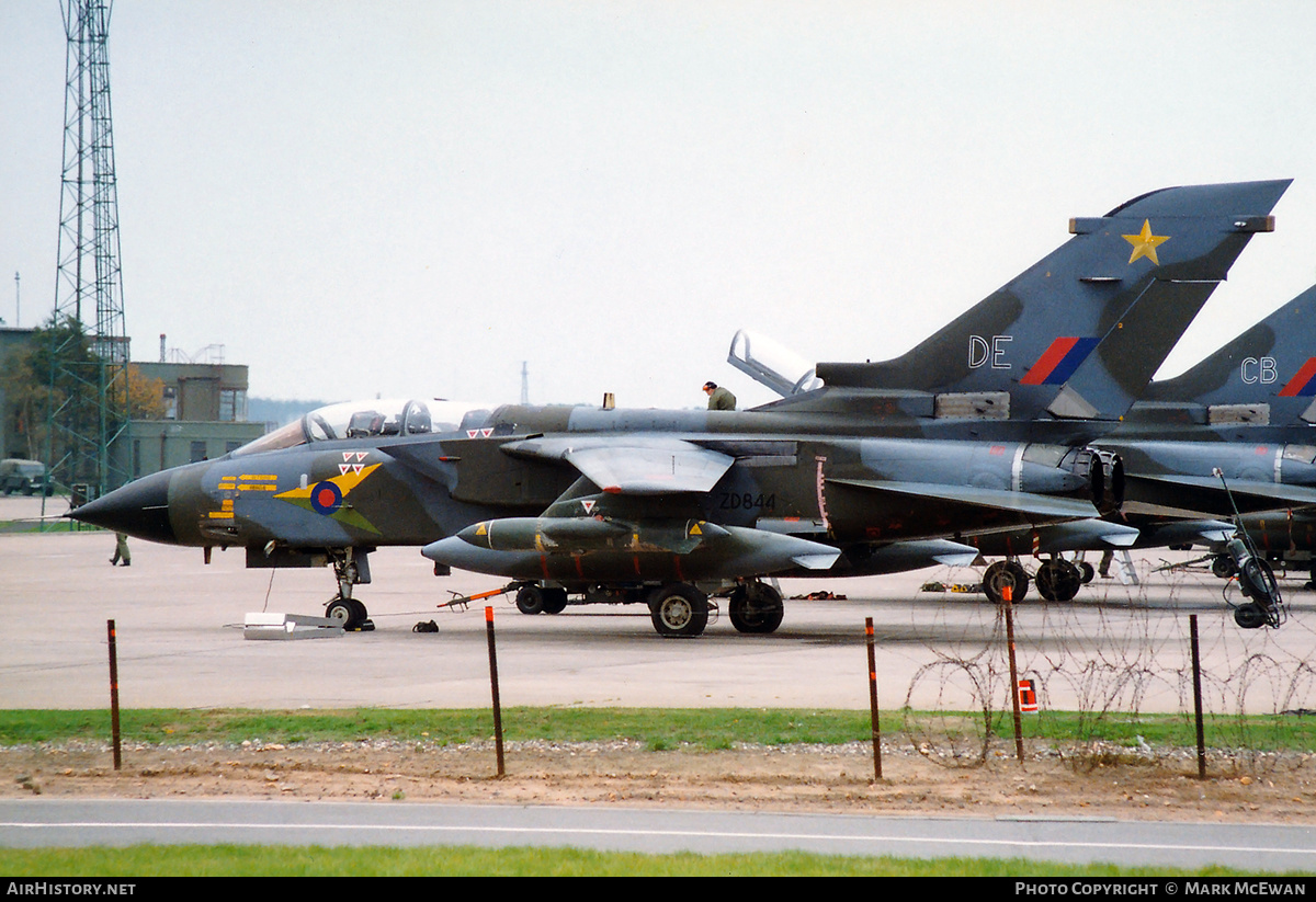 Aircraft Photo of ZD844 | Panavia Tornado GR1 | UK - Air Force | AirHistory.net #542266