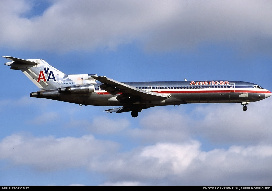 Aircraft Photo of N890AA | Boeing 727-223/Adv | American Airlines | AirHistory.net #542271