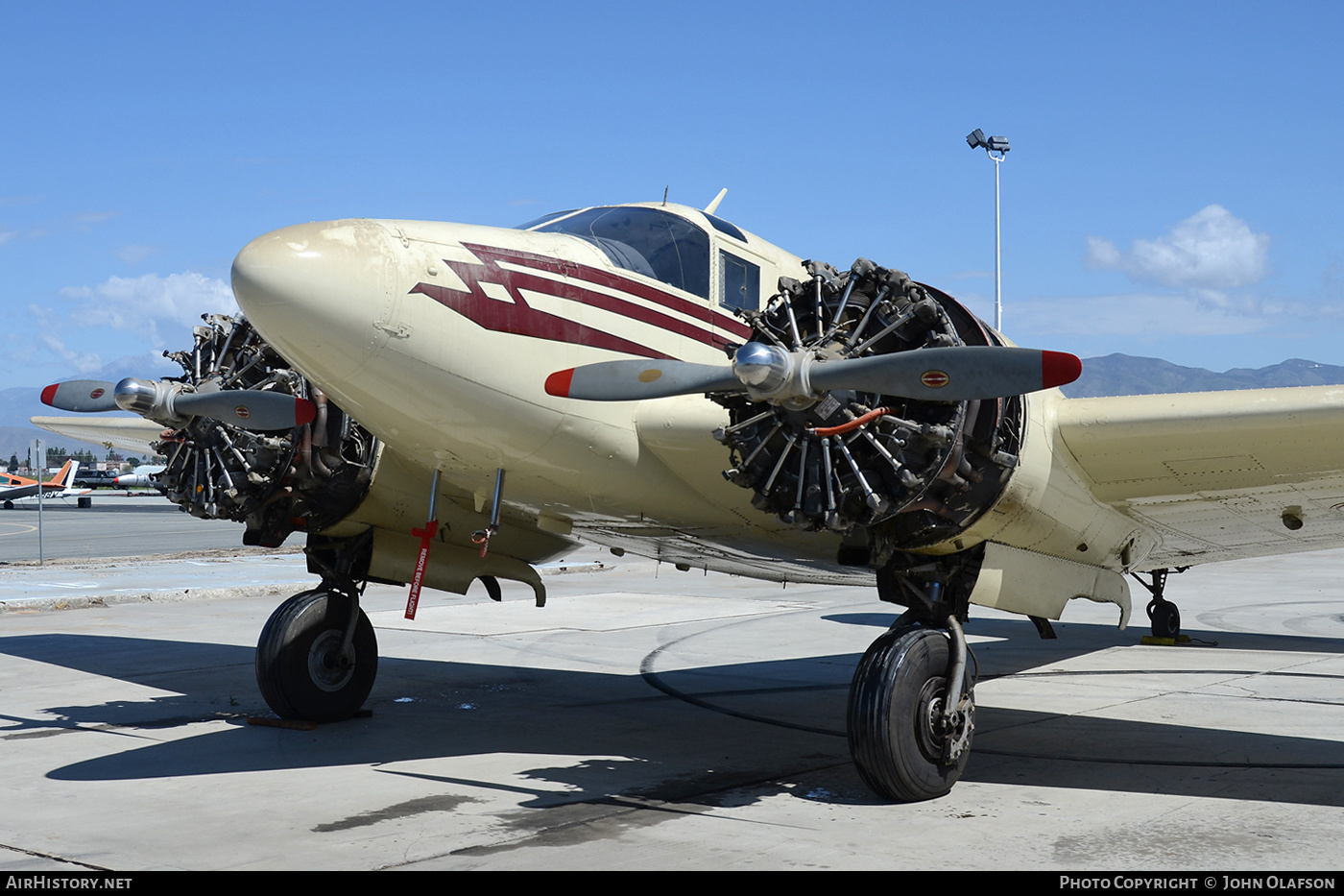 Aircraft Photo of N21CA | Beech D18S | AirHistory.net #542303