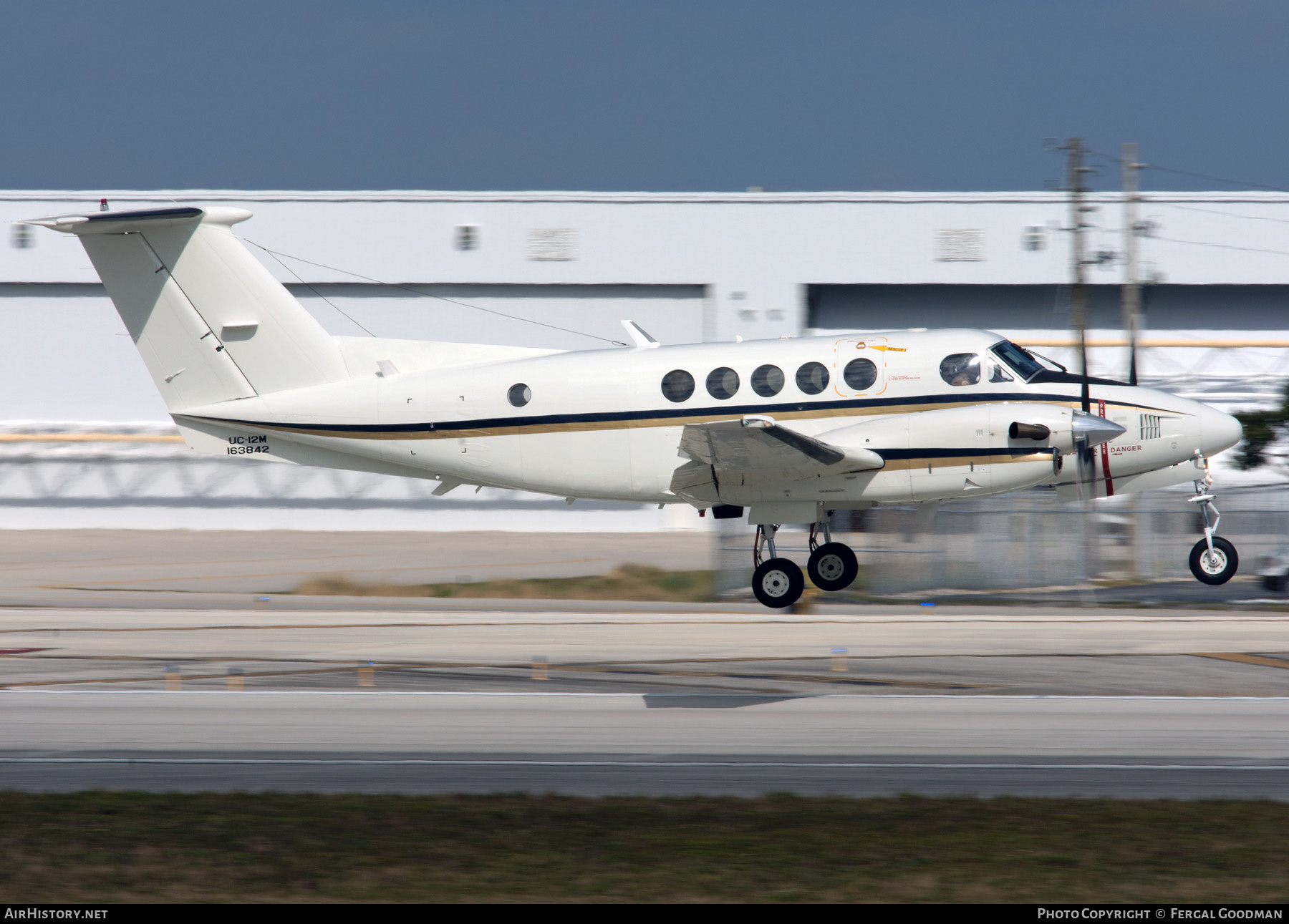 Aircraft Photo of 163842 | Beech UC-12M Super King Air (B200C) | USA - Navy | AirHistory.net #542334