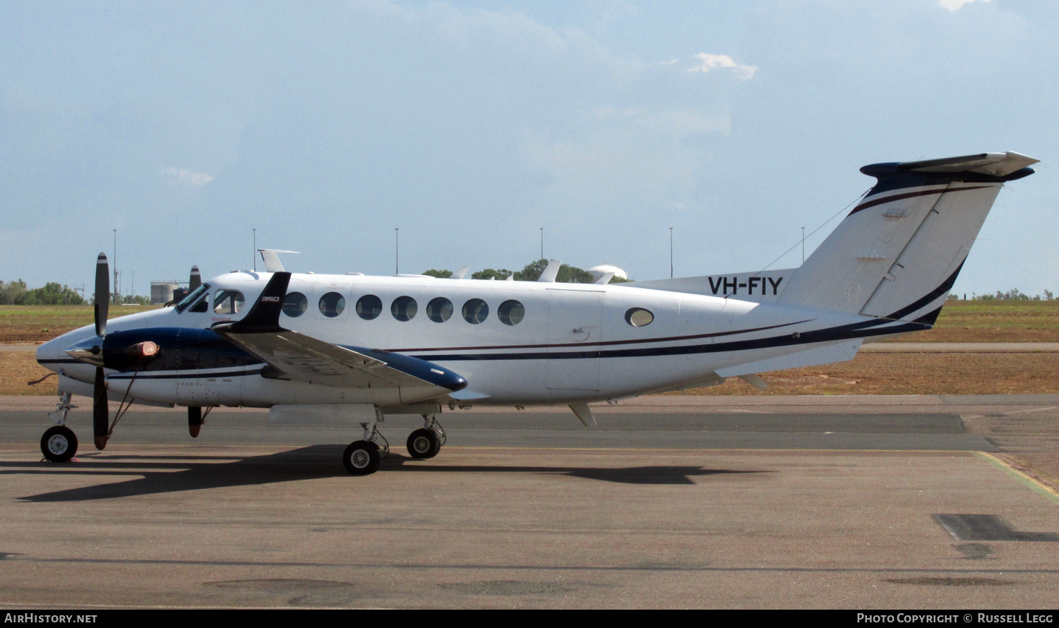 Aircraft Photo of VH-FIY | Hawker Beechcraft 350i King Air (B300) | AirHistory.net #542405