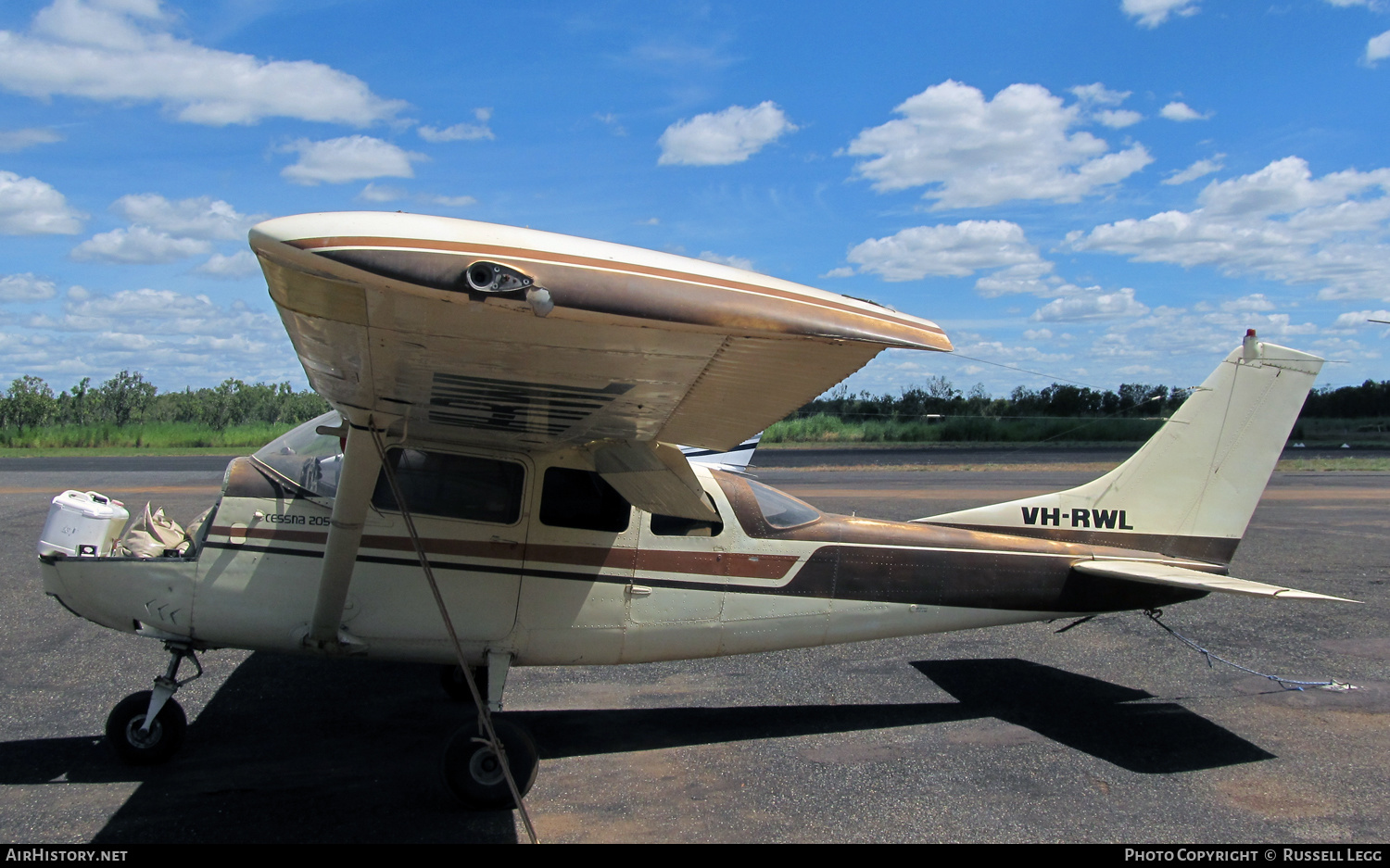 Aircraft Photo of VH-RWL | Cessna 210-5 | AirHistory.net #542427