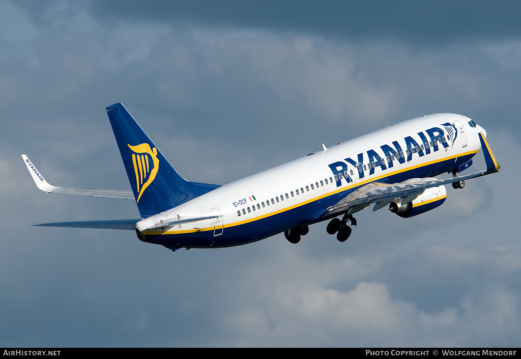 Aircraft Photo of EI-DCF | Boeing 737-8AS | Ryanair | AirHistory.net #542445