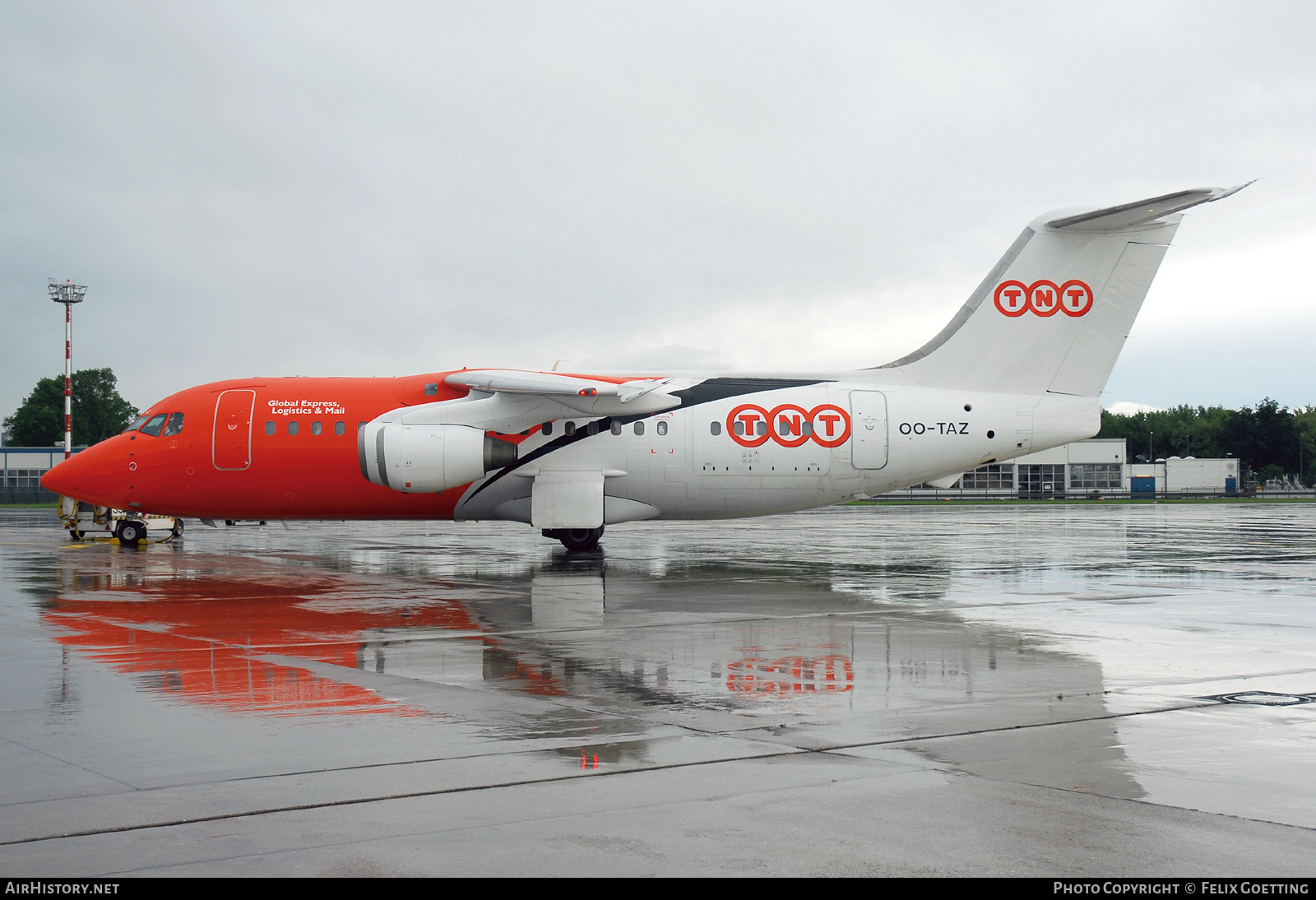 Aircraft Photo of OO-TAZ | British Aerospace BAe-146-200QC | TNT Airways | AirHistory.net #542578