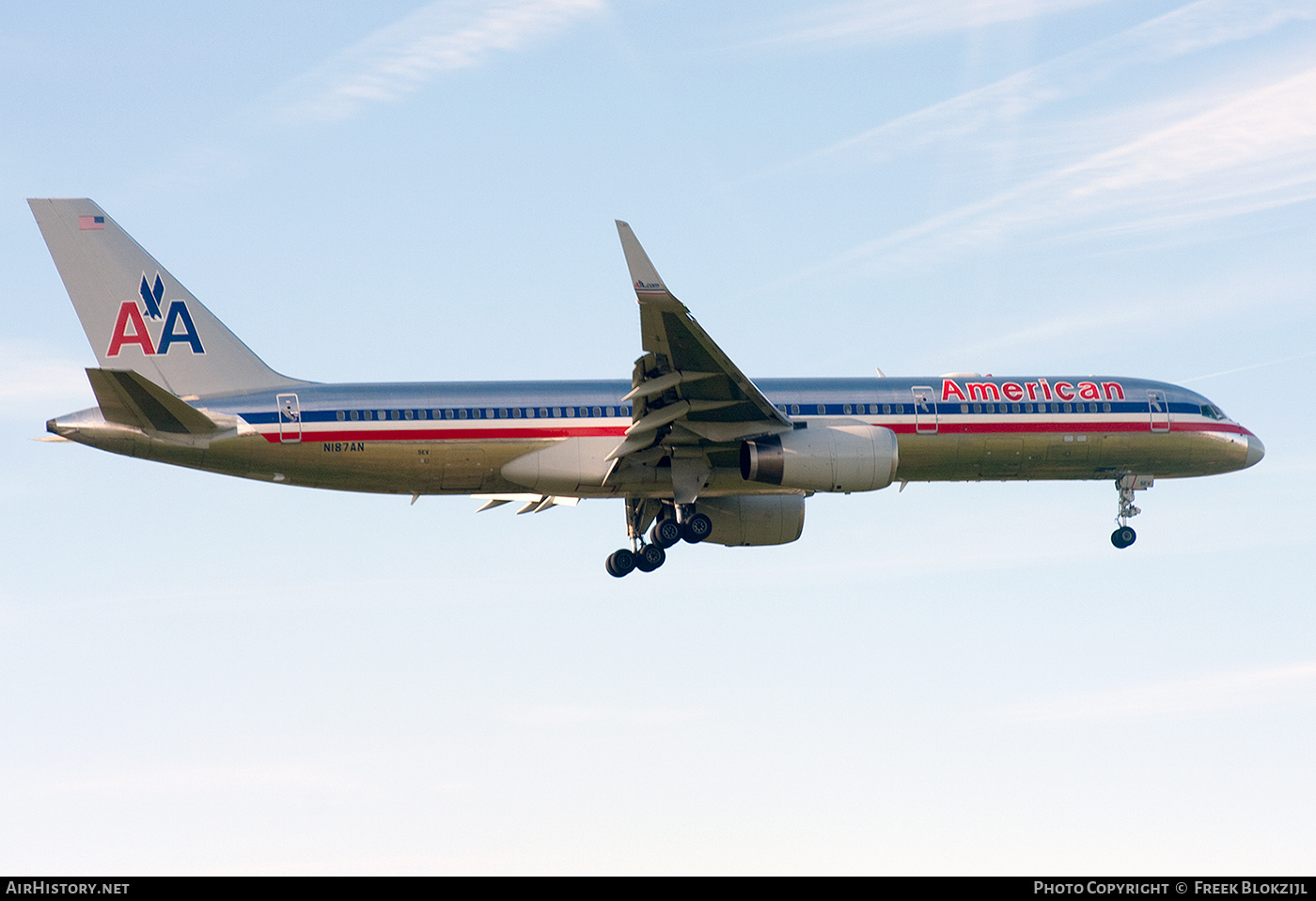 Aircraft Photo of N187AN | Boeing 757-223 | American Airlines | AirHistory.net #542655