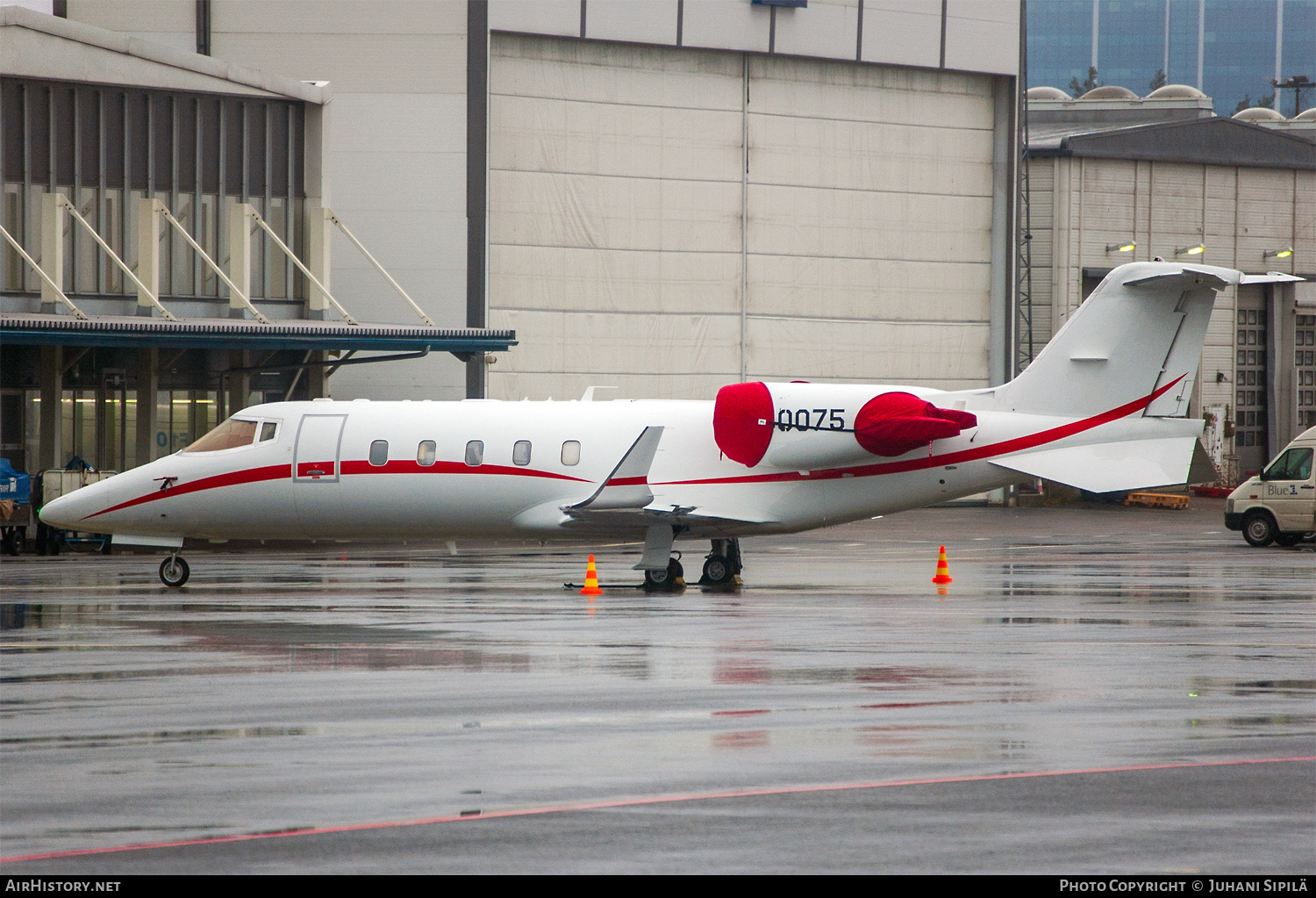Aircraft Photo of N40075 | Learjet 60 | AirHistory.net #542742
