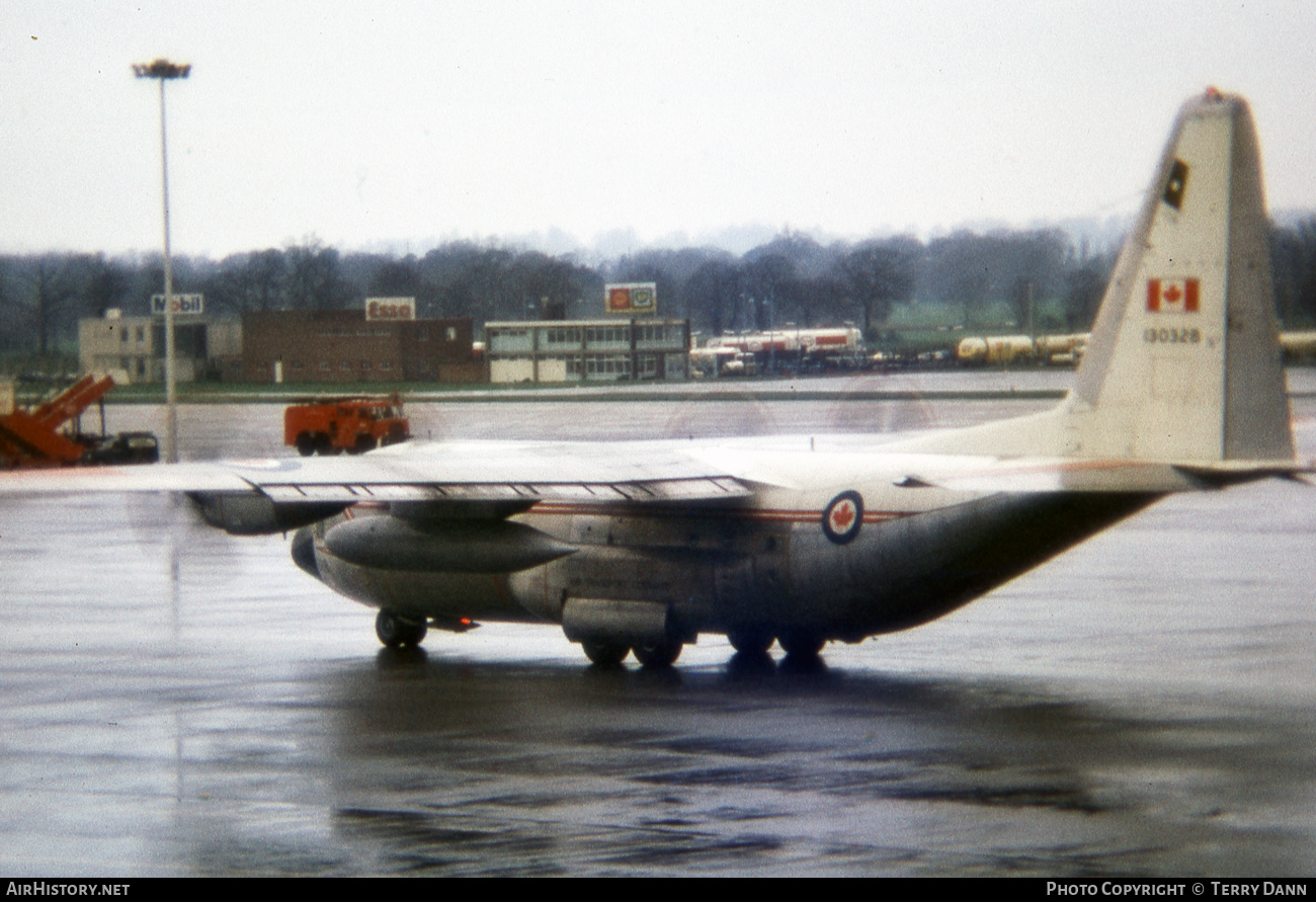 Aircraft Photo of 130328 | Lockheed CC-130E Hercules | Canada - Air Force | AirHistory.net #542771