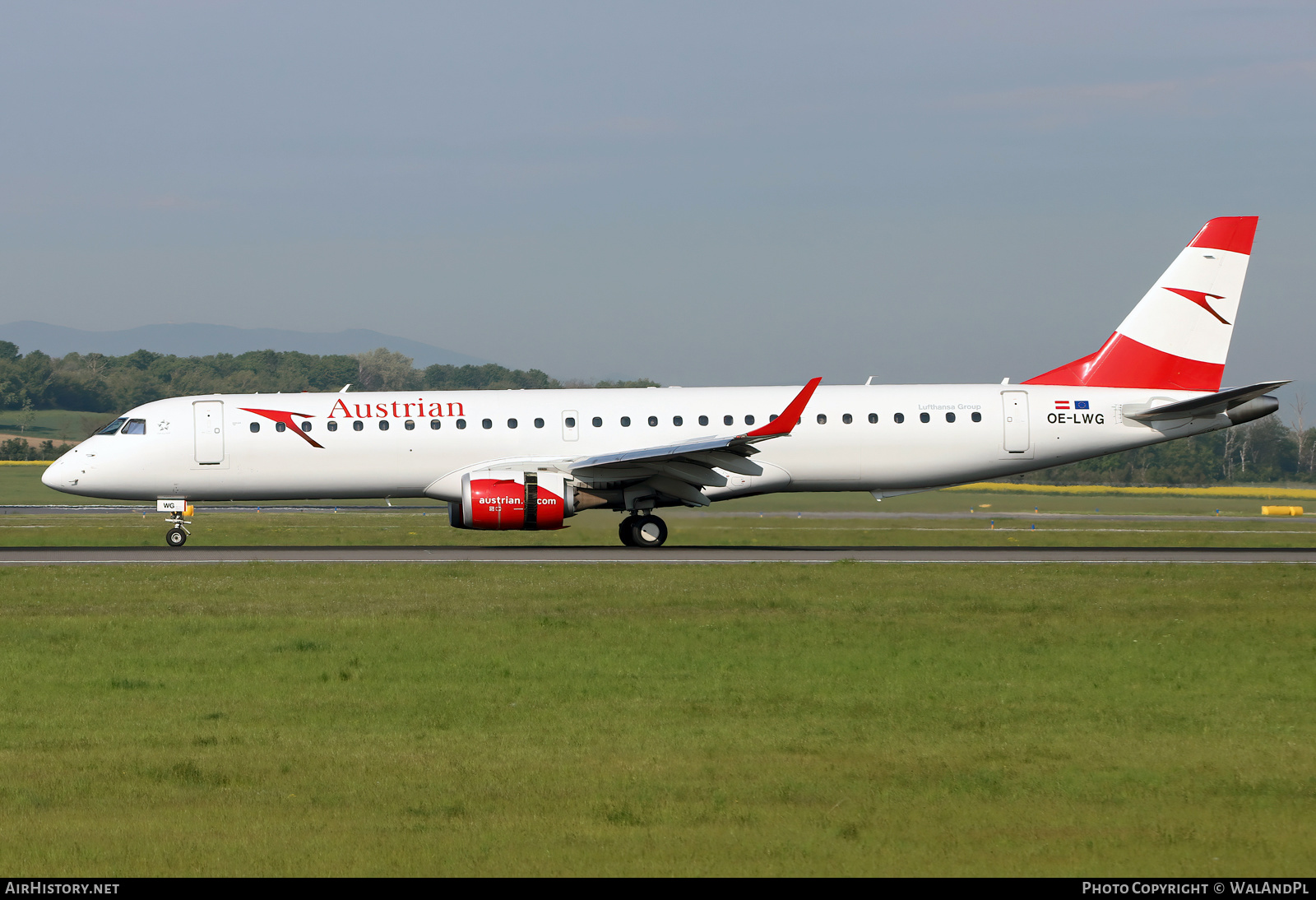 Aircraft Photo of OE-LWG | Embraer 195LR (ERJ-190-200LR) | Austrian Airlines | AirHistory.net #542878
