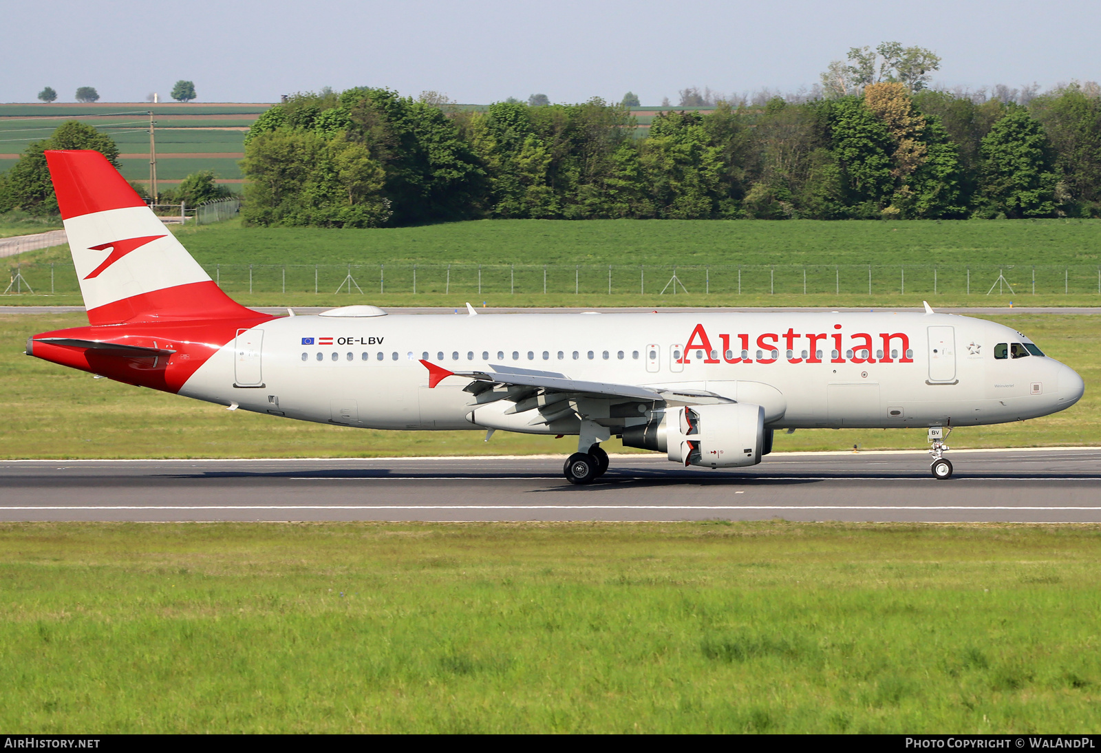 Aircraft Photo of OE-LBV | Airbus A320-214 | Austrian Airlines | AirHistory.net #542887