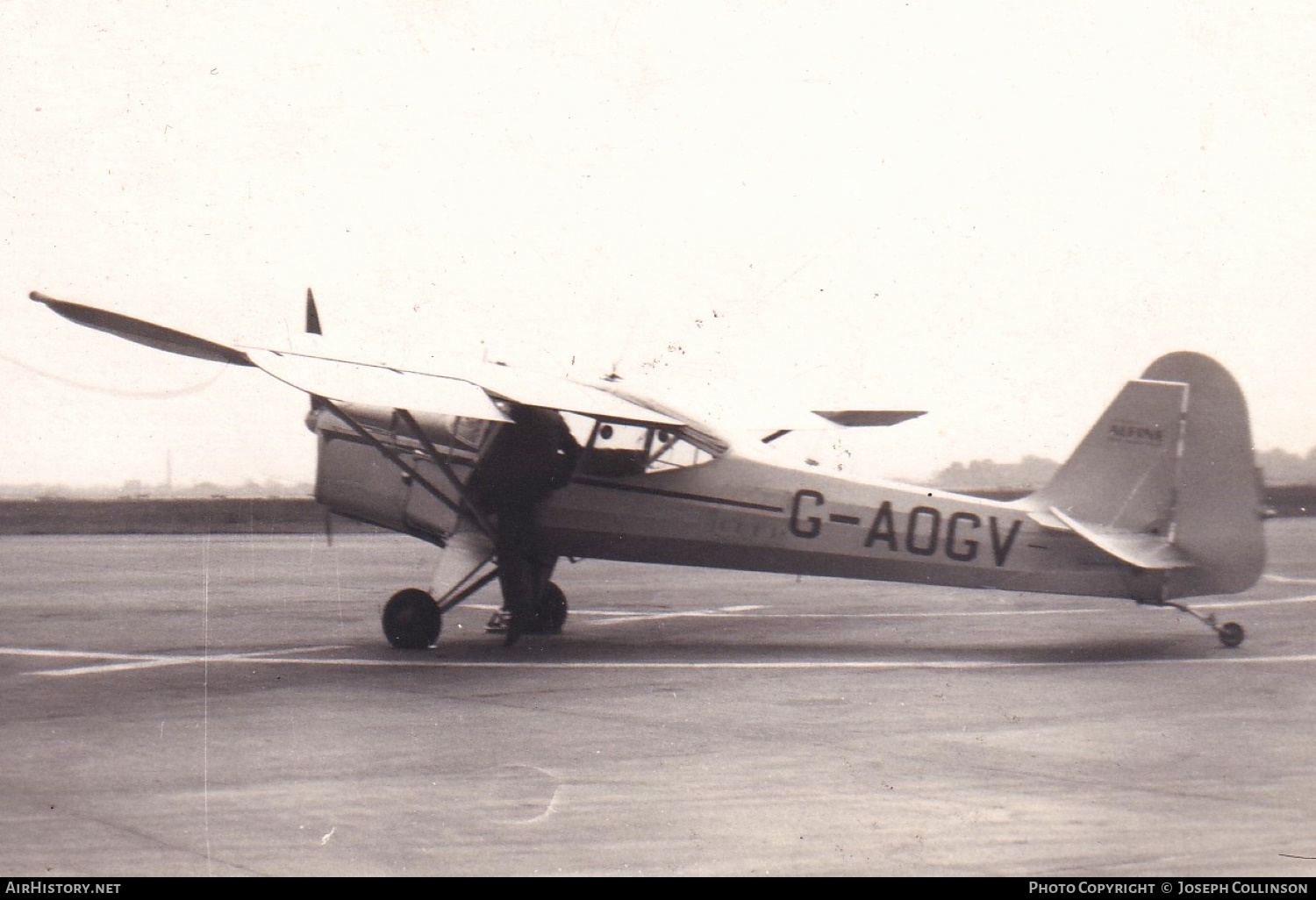 Aircraft Photo of G-AOGV | Auster J-5R Alpine | AirHistory.net #542906