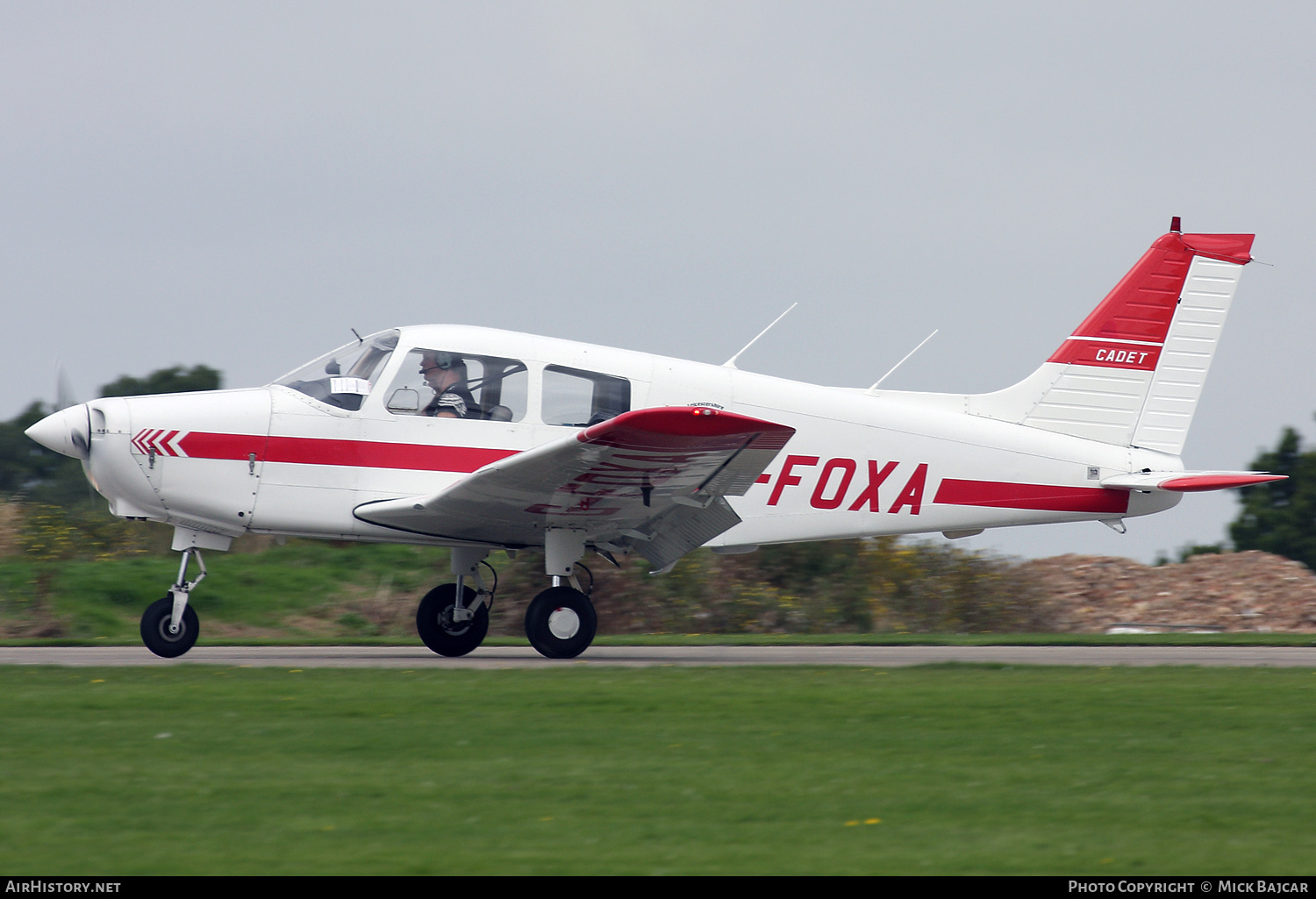 Aircraft Photo of G-FOXA | Piper PA-28-161 Cadet | AirHistory.net #542915