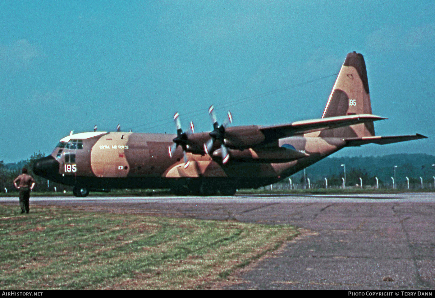 Aircraft Photo of XV195 | Lockheed C-130K Hercules C1 (L-382) | UK - Air Force | AirHistory.net #543271