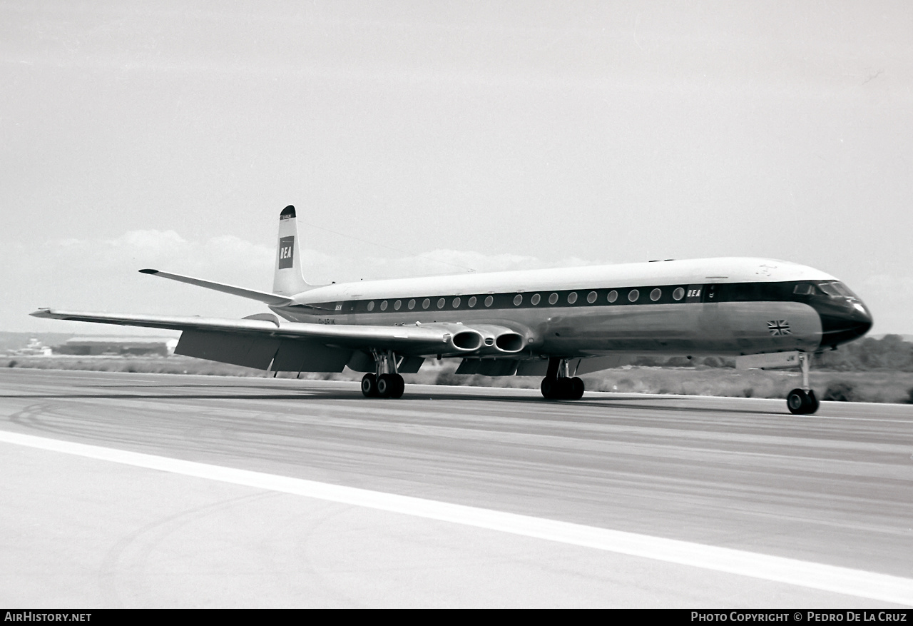 Aircraft Photo of G-ARJK | De Havilland D.H. 106 Comet 4B | BEA - British European Airways | AirHistory.net #543386